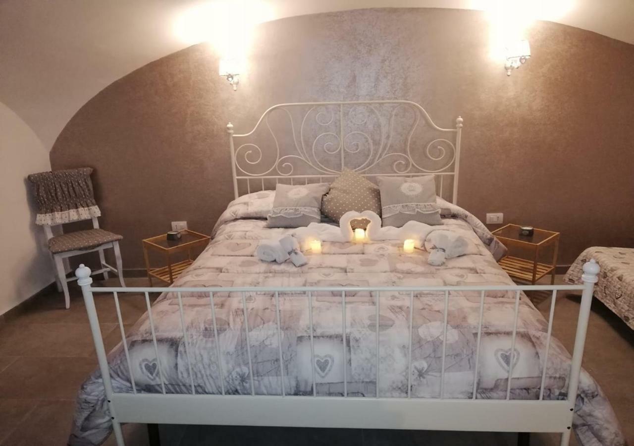 Addu' Ninucc' Hotel Наполи Екстериор снимка